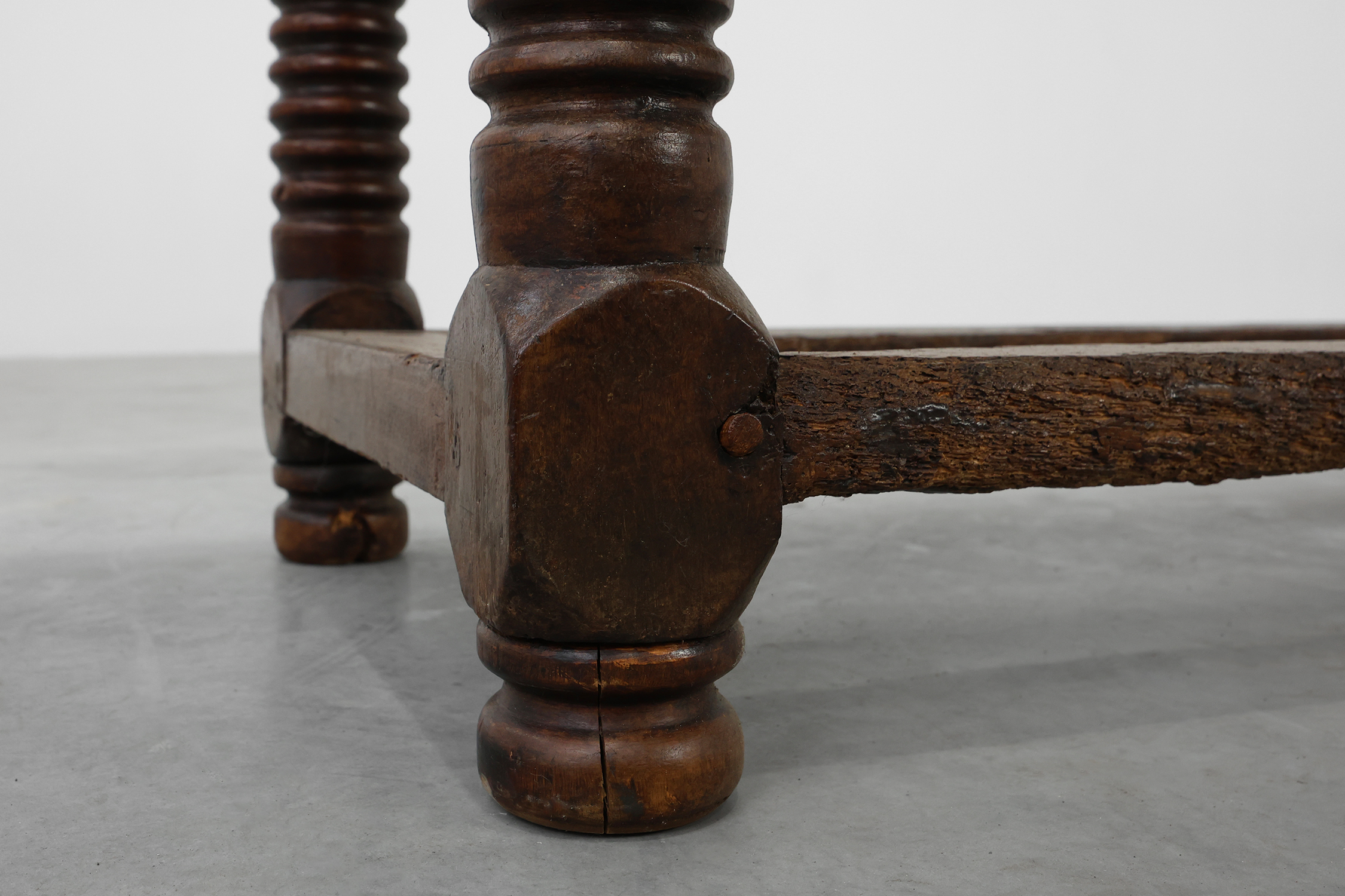 Spanish Oak Side Table or Console, 17th Centurythumbnail